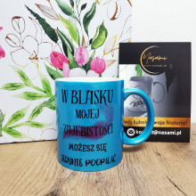 Kubek - "Korona jest zbędna/W blasku mojej zajebistości" 330ml Perłowy