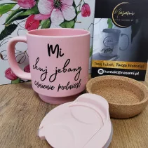 330-ml-Becher mit Deckel und Korkboden „Mein verdammter Blutdruck ist gestiegen/Ich werde es bald versauen“