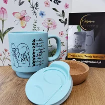 Kubek 330ml z wieczkiem i korkowym spodem "Twoje imię"