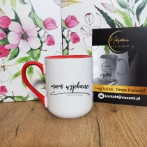 Kubek z napisem "Mam wyjebane"